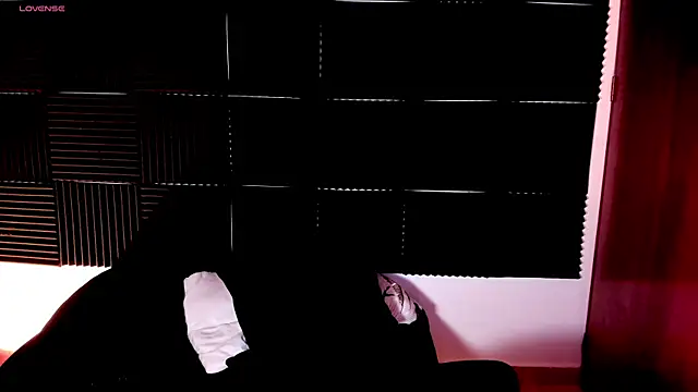 kinkyboat23 online show from November 11, 7:47 pm