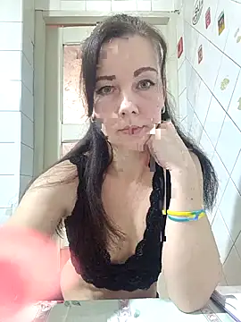 Adeline3302 online show from March 12, 7:31 pm