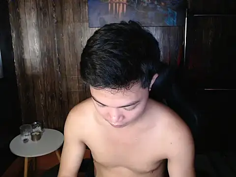 hotzachery online show from April 22, 12:07 pm