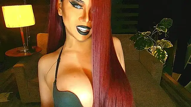 Snapshot of KarlaFrost chatting on July 13, 7:33 am KarlaFrost online show from July 13, 7:33 am