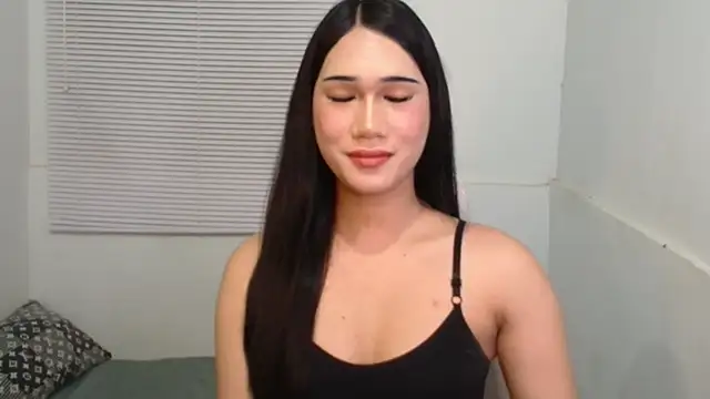 Leighs Celine online show from February 25, 5:33 pm