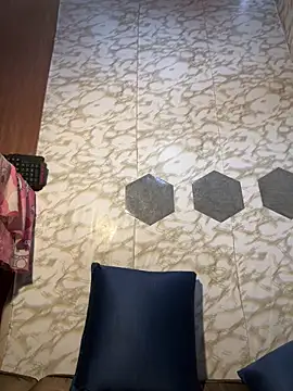 Snapshot of youryummybaby chatting on January 13, 11:43 pm youryummybaby online show from January 13, 11:43 pm