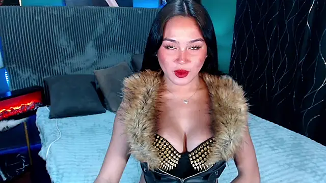 Aurora Fantacy online show from February 7, 8:40 am