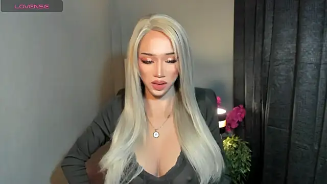 AiraCumSlut online show from April 5, 2:36 pm