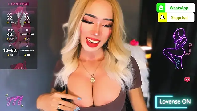 Snapshot of AiraCumSlut chatting on June 4, 3:12 am AiraCumSlut online show from June 4, 3:12 am