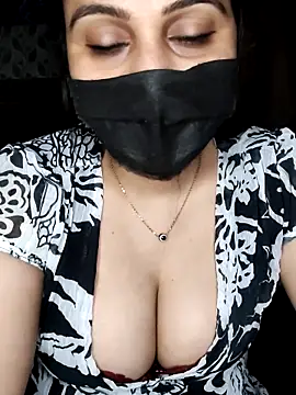 Horny Shalu online show from March 20, 5:40 pm