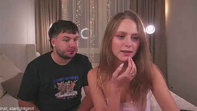 Snapshot of CupOfLovesWhisper chatting on November 2, 8:44 pm CupOfLovesWhisper online show from November 2, 8:44 pm