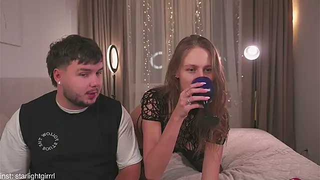 Snapshot of CupOfLovesWhisper chatting on November 4, 6:51 pm CupOfLovesWhisper online show from November 4, 6:51 pm