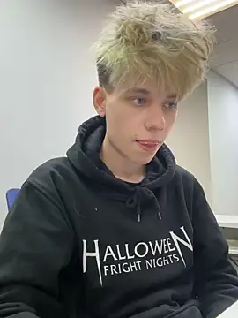 gornits online show from October 12, 6:45 am