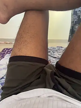 Snapshot of shreyas79 chatting on June 7, 8:51 am shreyas79 online show from June 7, 8:51 am