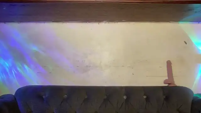 calimonroe online show from October 26, 6:25 pm