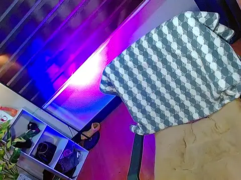 Queen yasii 88 online show from February 8, 2:42 pm