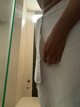 boyhigh1997 online show from March 18, 7:11 am