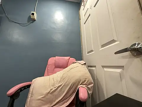 princess janine online show from March 27, 6:19 am