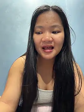 Snapshot of princess_janine chatting on June 16, 9:56 am princess janine online show from June 16, 9:56 am
