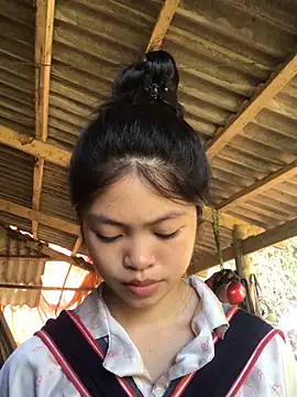 Thy00   online show from October 9, 7:28 am