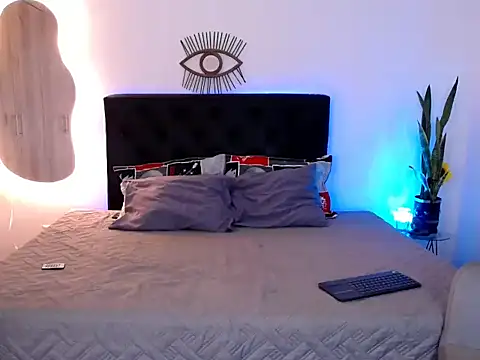 NoahDevil18 online show from September 23, 12:41 pm