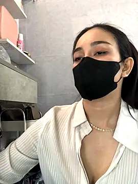 Snapshot of hanny_baby205 chatting on September 29, 8:52 am hanny baby205 online show from September 29, 8:52 am