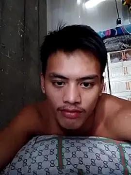 Snapshot of aldrin_cum chatting on February 5, 6:18 am aldrin cum online show from February 5, 6:18 am