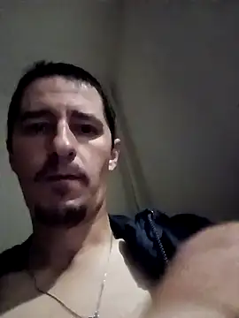 hugecock4u1990 online show from April 8, 12:54 am