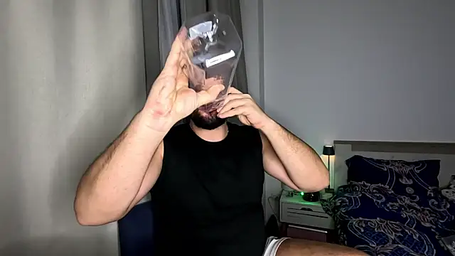 Gold Alpha Boy online show from December 14, 2:33 pm