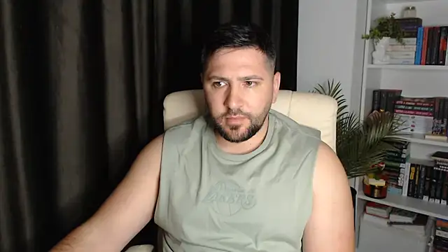 Snapshot of Gold_Alpha_Boy chatting on June 5, 5:36 am Gold Alpha Boy online show from June 5, 5:36 am