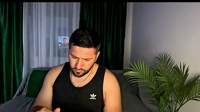 Snapshot of Gold_Alpha_Boy chatting on June 9, 6:30 pm Gold Alpha Boy online show from June 9, 6:30 pm