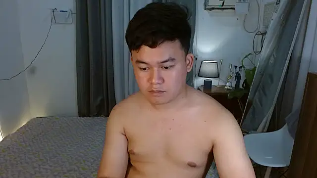 Snapshot of annocentboy chatting on September 27, 7:19 pm annocentboy online show from September 27, 7:19 pm