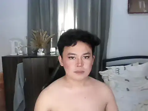 annocentboy online show from November 1, 1:24 pm