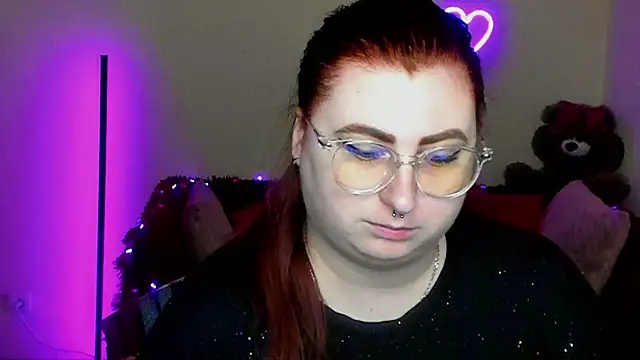 Alicia love00 online show from April 13, 11:27 am