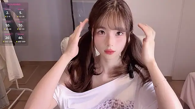 Snapshot of gougou77 chatting on June 30, 11:11 am gougou77 online show from June 30, 11:11 am