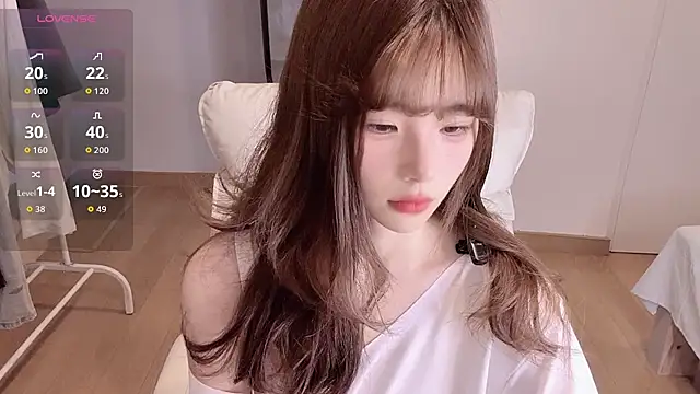 Snapshot of gougou77 chatting on July 15, 12:32 pm gougou77 online show from July 15, 12:32 pm