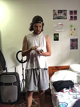 Snapshot of Luxx_14 chatting on November 4, 4:39 pm Luxx 14 online show from November 4, 4:39 pm