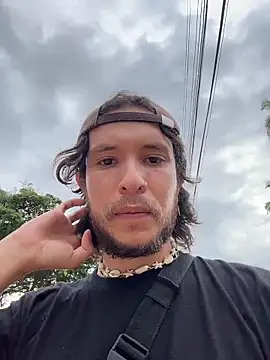 Snapshot of Luxx_14 chatting on November 10, 8:30 pm Luxx 14 online show from November 10, 8:30 pm