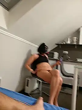 Sandrasweetgirl online show from February 2, 5:11 pm