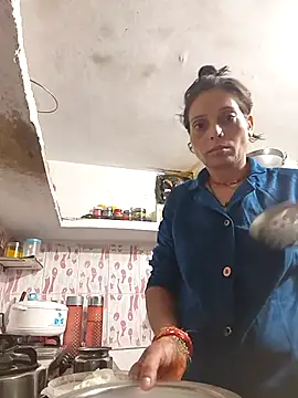 ISHANI-SINGH online show from November 28, 2:36 am