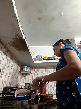 ISHANI-SINGH online show from February 10, 2:26 am