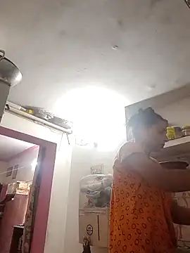 ISHANI-SINGH online show from April 8, 2:55 am