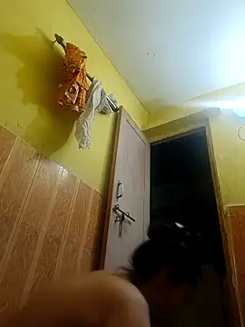 ISHANI-SINGH online show from April 15, 3:30 pm