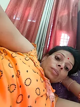 ISHANI-SINGH online show from April 21, 12:11 pm