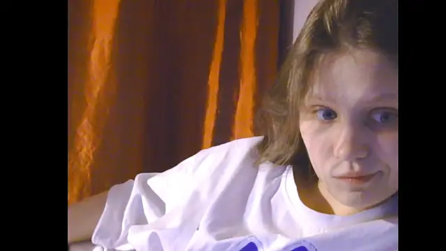 Lunliss online show from April 4, 7:33 pm