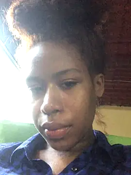 Snapshot of LilithCuban chatting on November 16, 9:31 pm LilithCuban online show from November 16, 9:31 pm