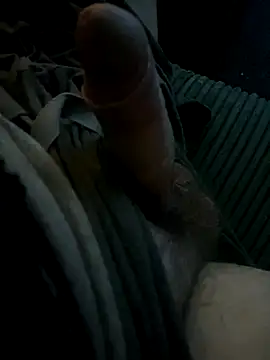 Snapshot of Beast2390@xh chatting on November 8, 10:41 pm Beast2390xh online show from November 8, 10:41 pm