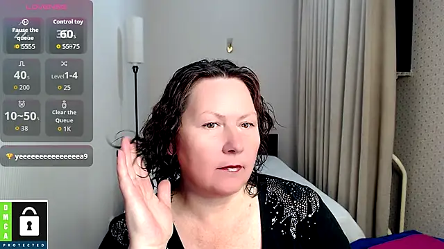 Snapshot of milf_hornys chatting on October 3, 4:26 pm milf hornys online show from October 3, 4:26 pm