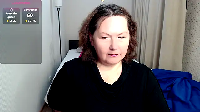 Snapshot of milf_hornys chatting on October 10, 4:17 pm milf hornys online show from October 10, 4:17 pm