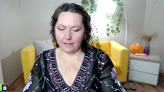 Snapshot of milf_hornys chatting on October 26, 6:14 pm milf hornys online show from October 26, 6:14 pm