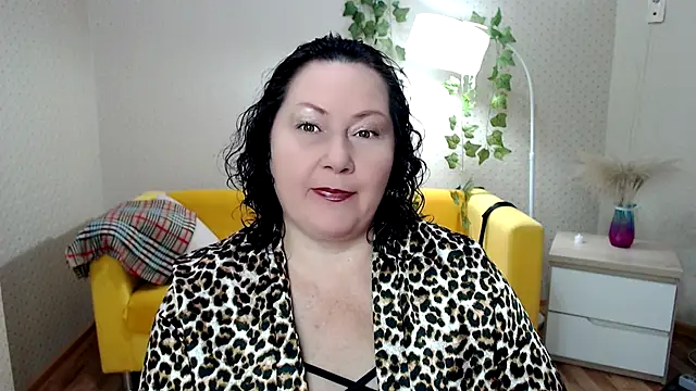 Snapshot of milf_hornys chatting on November 13, 3:55 pm milf hornys online show from November 13, 3:55 pm