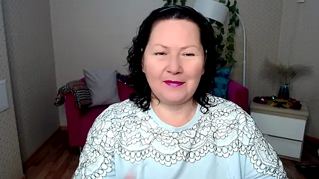 Snapshot of milf_hornys chatting on November 27, 4:31 pm milf hornys online show from November 27, 4:31 pm