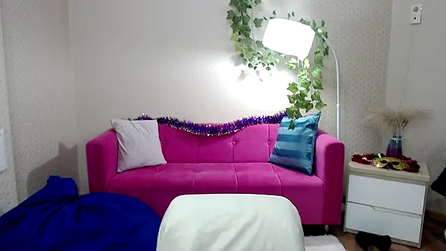 Snapshot of milf_hornys chatting on November 28, 4:42 pm milf hornys online show from November 28, 4:42 pm