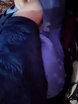 Snapshot of Hnonasix89 chatting on January 14, 4:40 am Hnonasix89 online show from January 14, 4:40 am